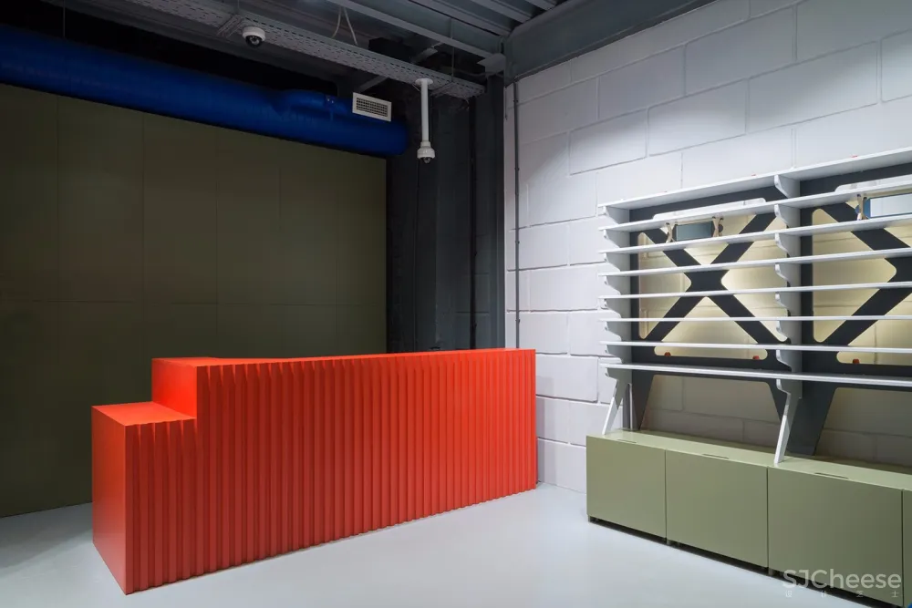 P.Y.E商店/ Flacon 2.0 首