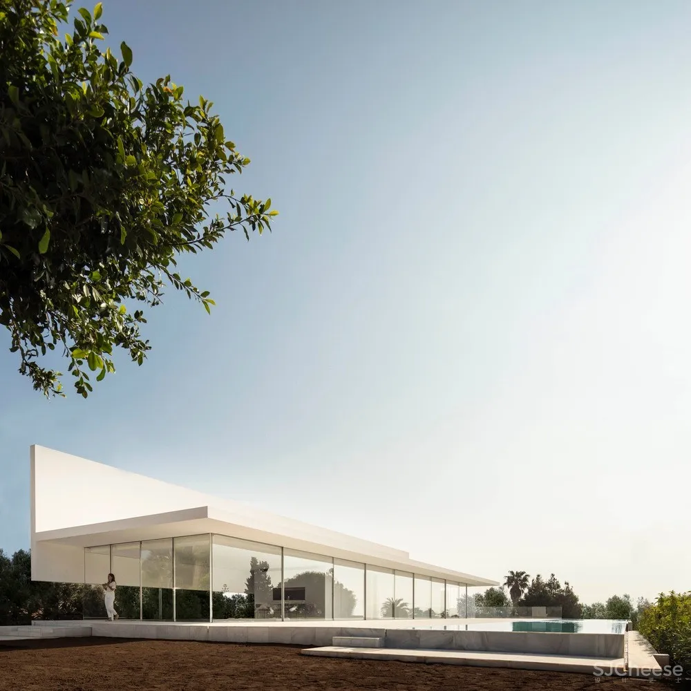 Fran Silvestre Arquitectos:远眺大海 Hofmann House 首