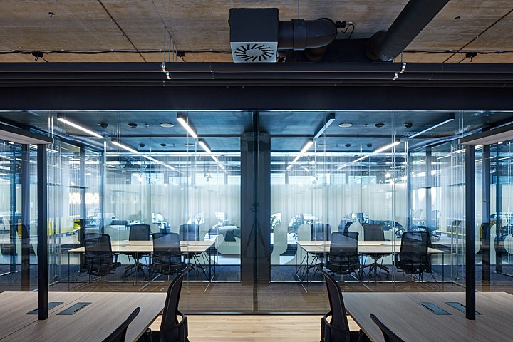 HubHub共享办公室,布拉格 / Studio Perspektiv s.r.o. 首