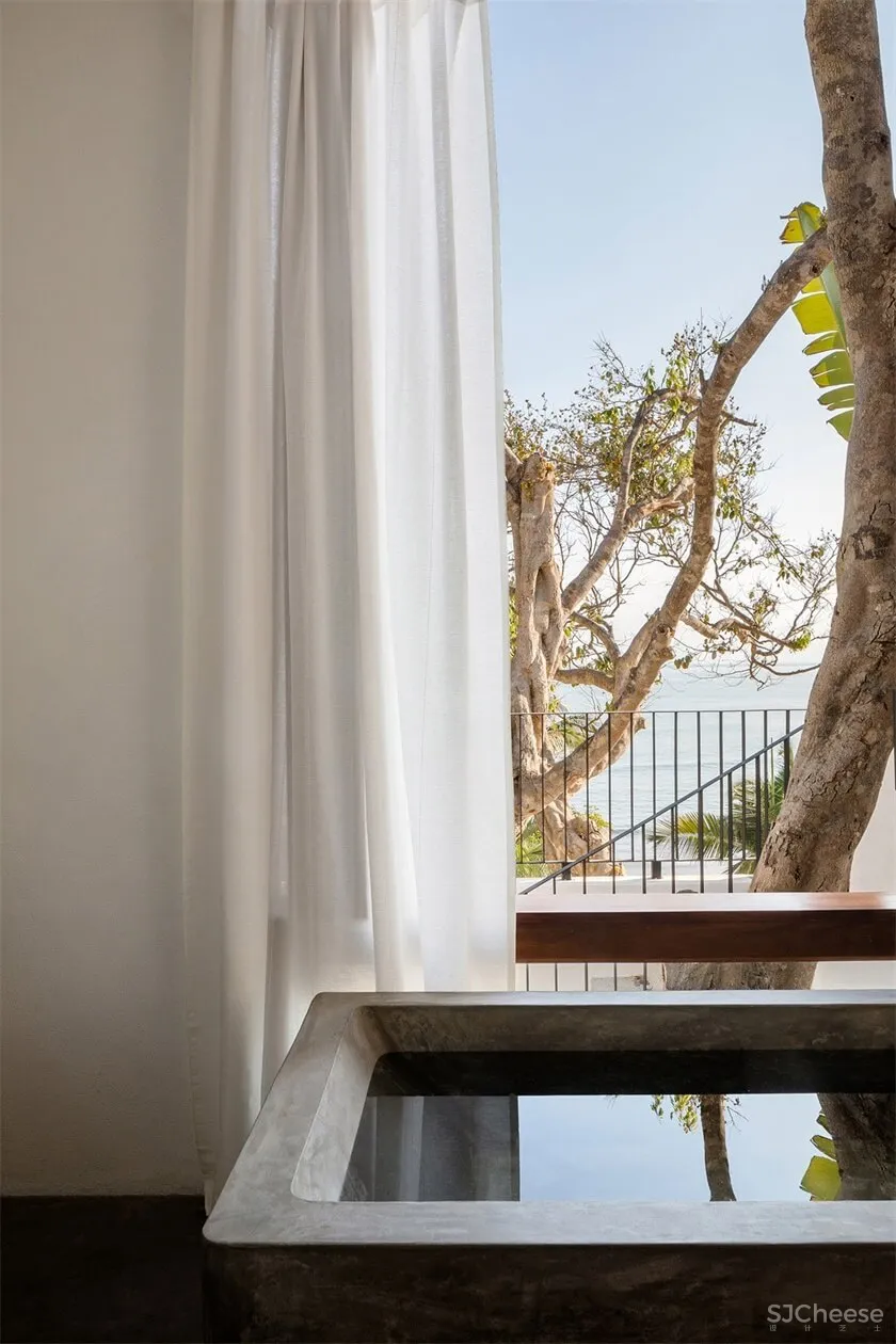 墨西哥CASA LINDA THERESIA海滨别墅设计