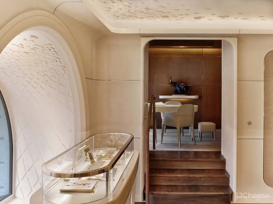 Jouin Manku:法国奢侈品牌 Van Cleef & Arpels精品店设计