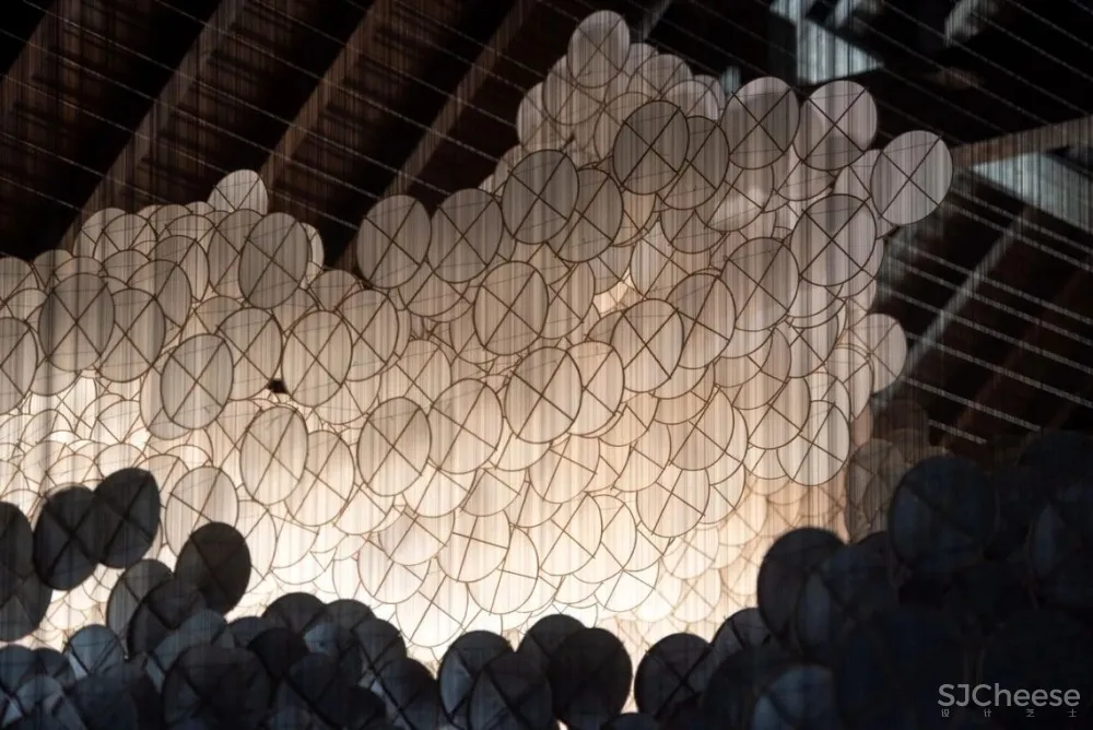 Jacob Hashimoto | 双色云 首