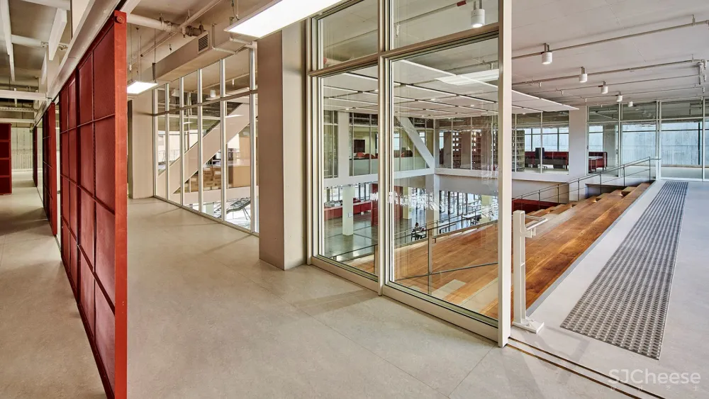 Sol Plaatje大学学生资源中心，南非 / designworkshop