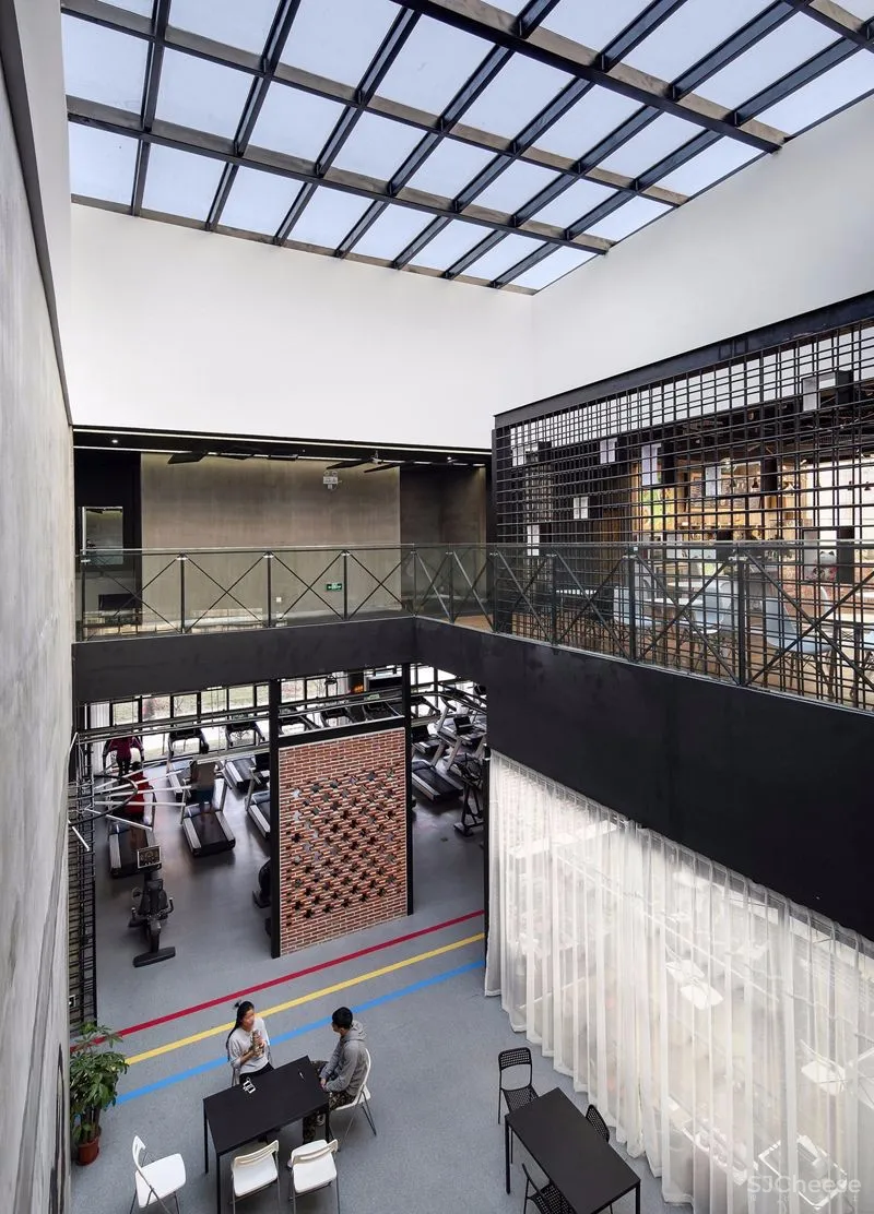 上海建桥学院:健身梦工厂设计