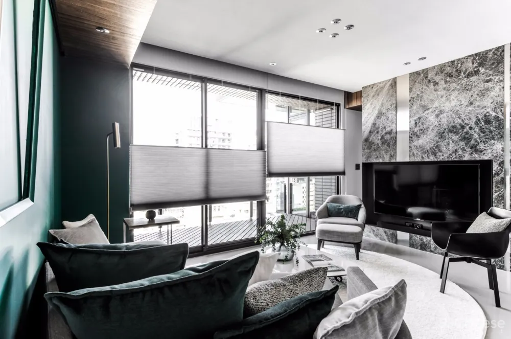 灰+绿 焕然一新的清新住宅空间 | 大也国际空间设计