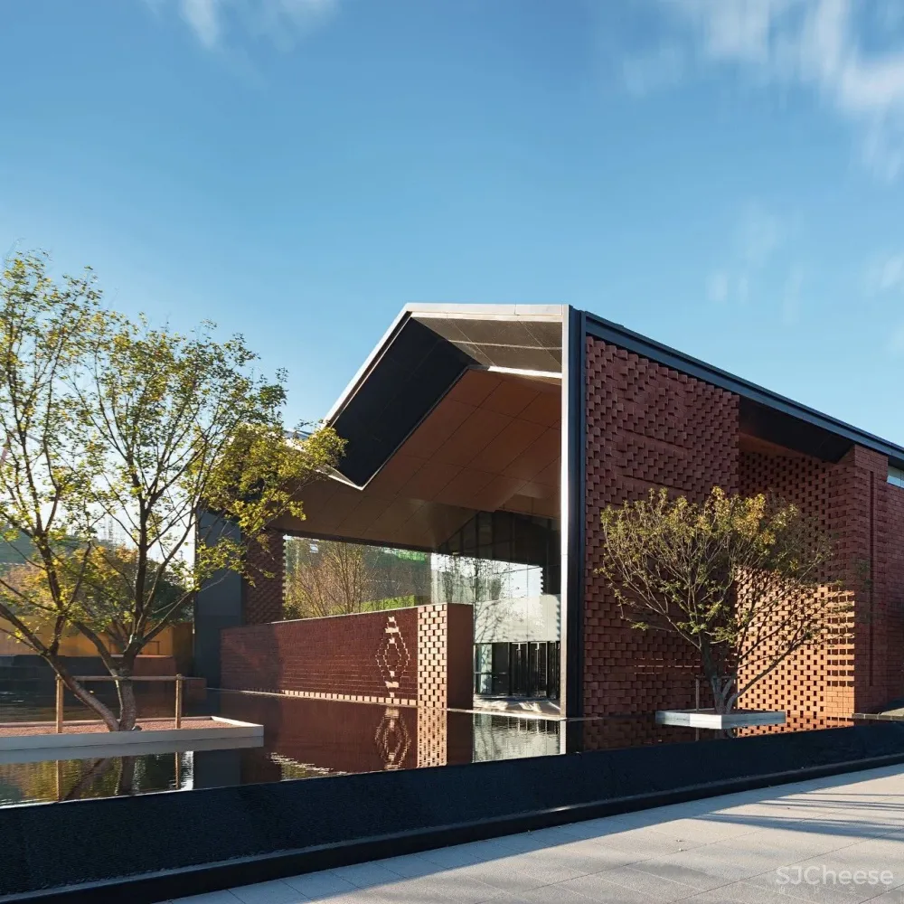 上海乐尚设计:沈阳融创城售楼部 首