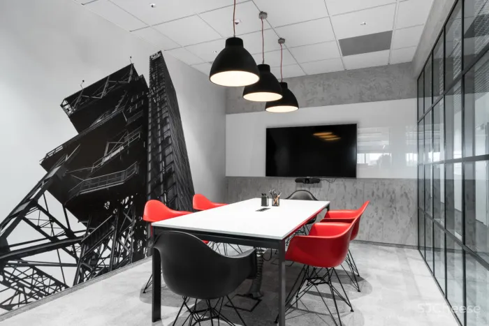 波兰全球管理咨询公司办公室设计