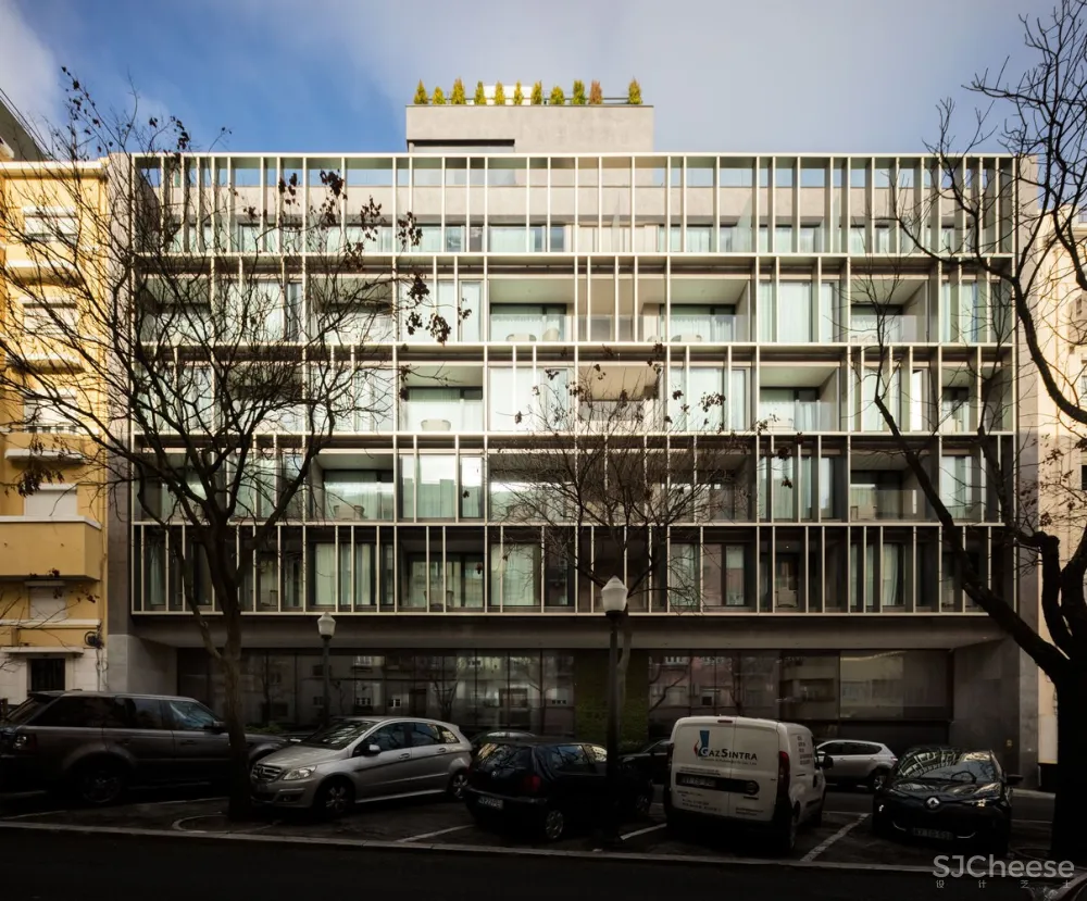 勒克斯公园酒店 / Arquitectos Aliados + PROMONTORIO