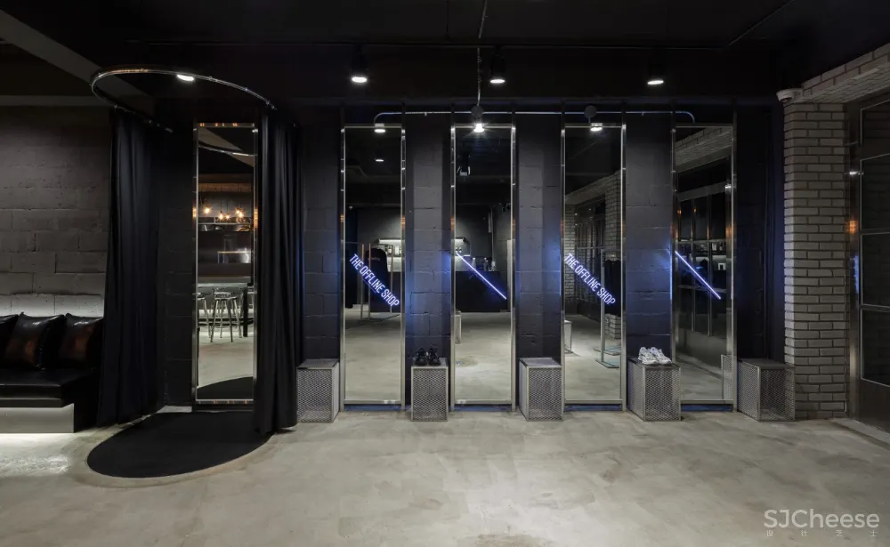 首尔 The Offline Shop 运动品牌店 | ARTEFACT Design 首