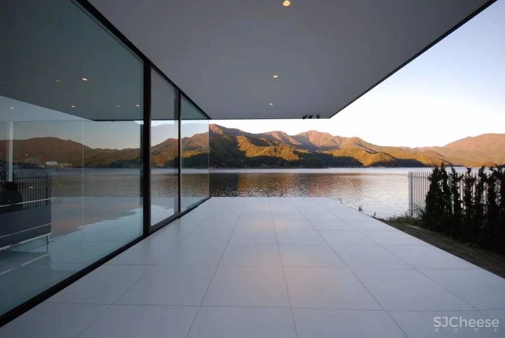 极简大师丨如何将白色做出空灵的境界