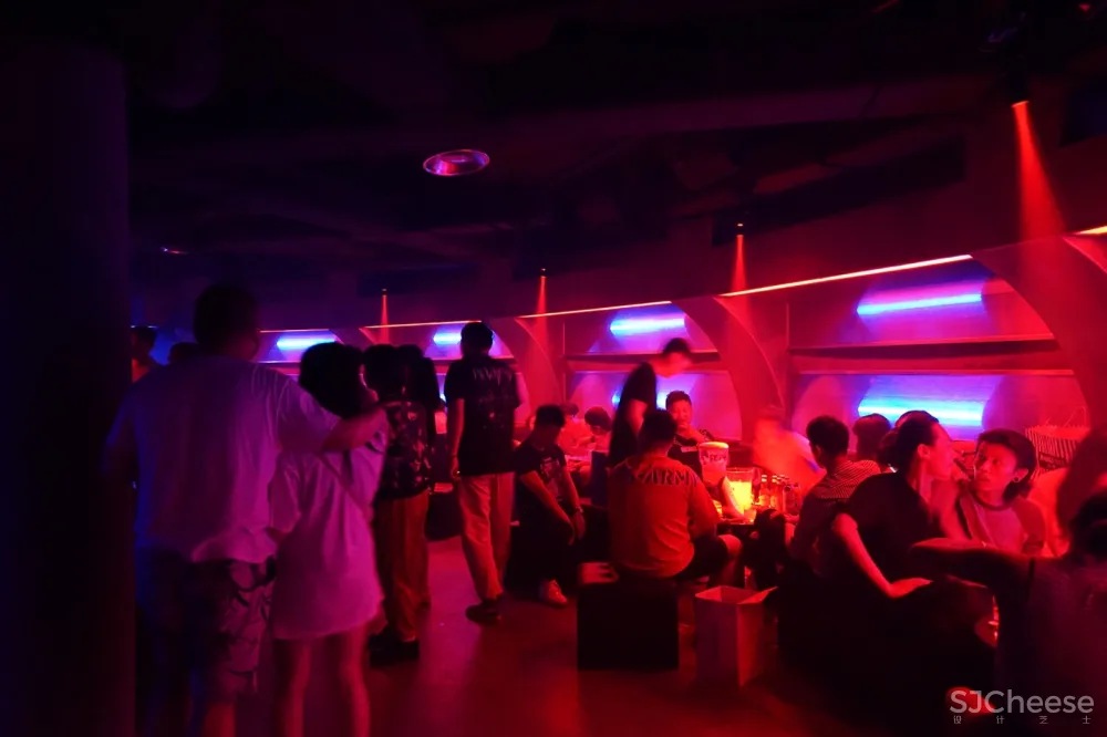 61NANKING地下酒吧 :间禾建筑设计咨询(上海)有限公司