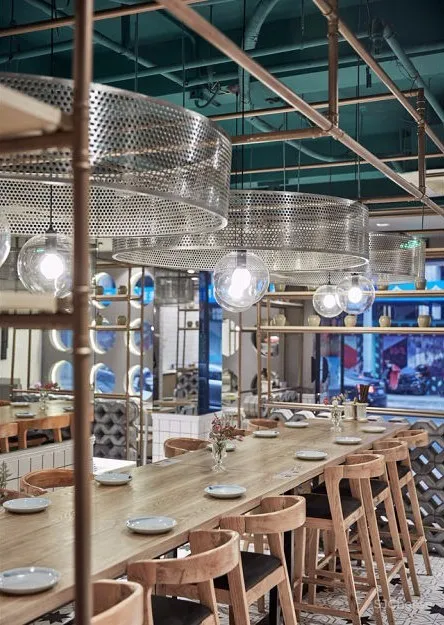 原木+金属打造的复古餐厅 | 三也室内设计 首