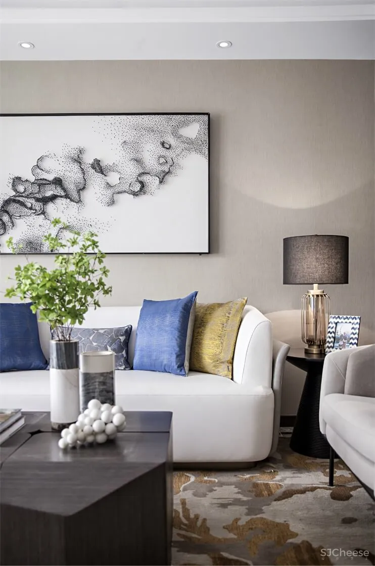 绿地长沙武广样板房丨冷元宝设计