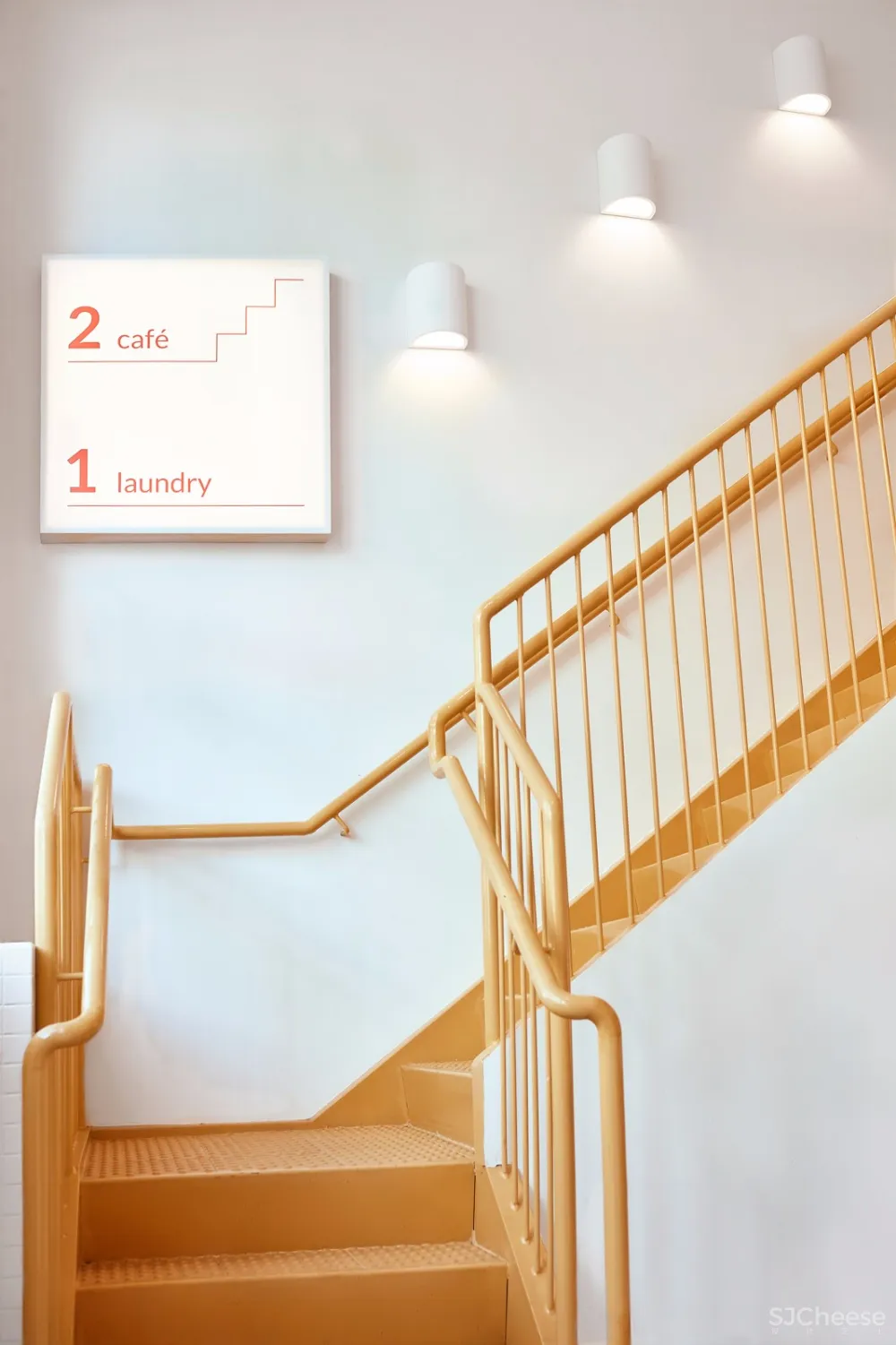 Corinna & Theresa Williams：Celsious餐厅自助洗衣店/咖啡馆 首