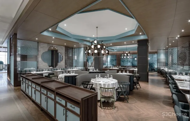 上海一家古色古香的北京烤鸭店设计