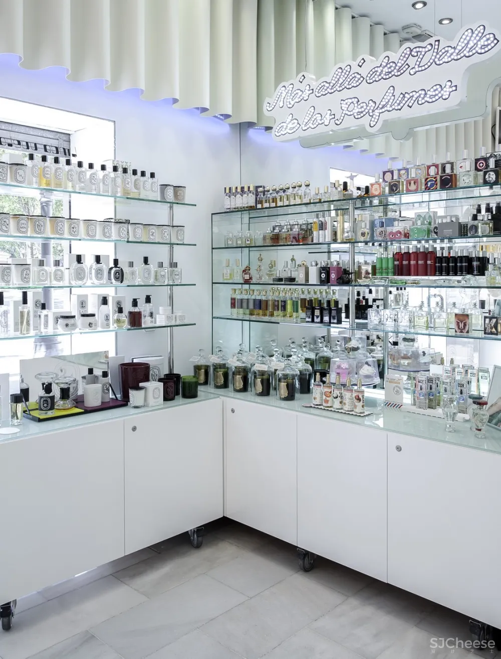 西班牙：香水和化妆品