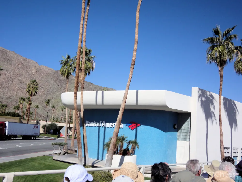 Bank of America in Palm Springs is modelled on a Le Corbusier chapel