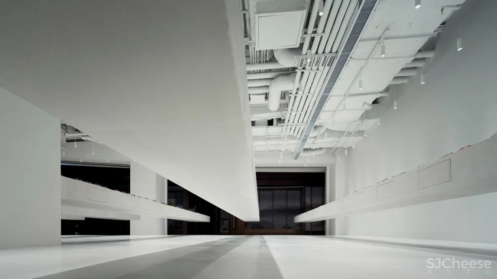 石上纯也建筑事务所:JINS上海环球金融中心店