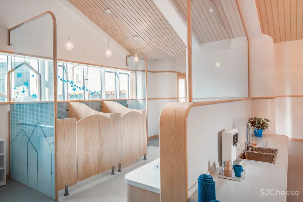 北京亦庄蒙特梭利幼儿园 / ArkA