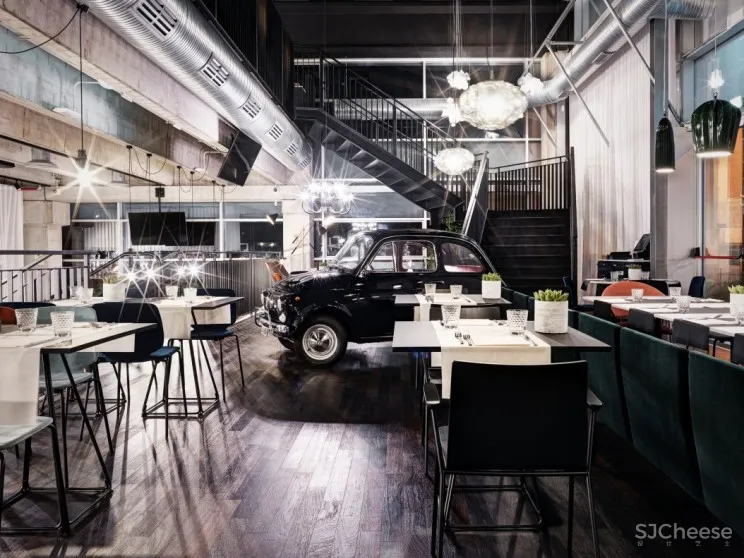 戏剧感十足的 ZOMBY BLUE 演艺娱乐中心 | fabio gianoli