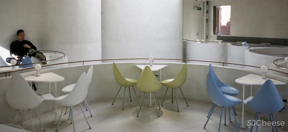 最新 | 不迫建筑工作室：上海鹰集咖啡丰盛里店 首