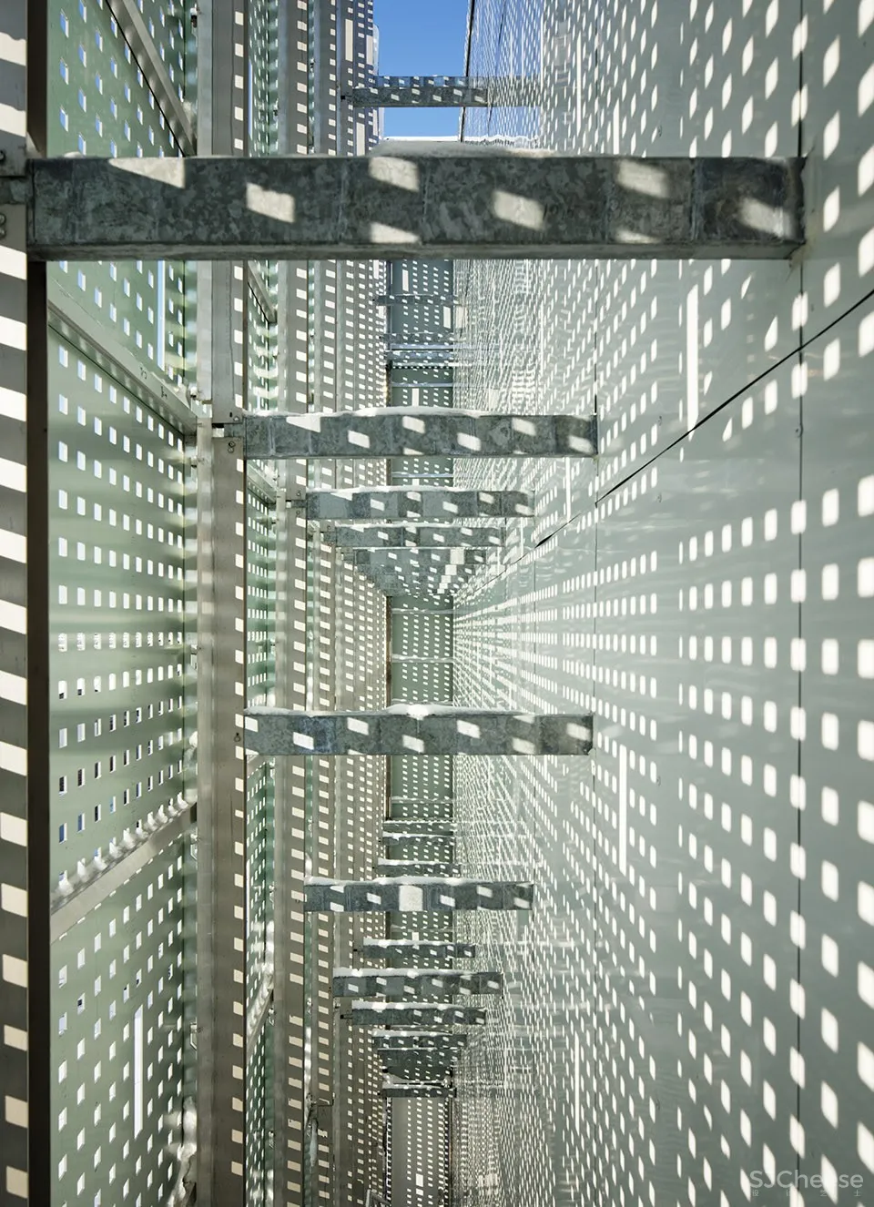 法国中央银行La Courneuve中心，巴黎 / Jean-Paul Viguier et Associés