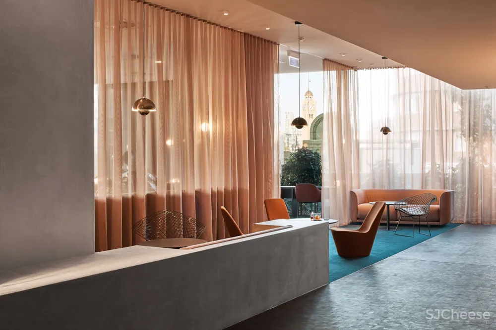 DesignOffice.：宫殿中央电影院 首