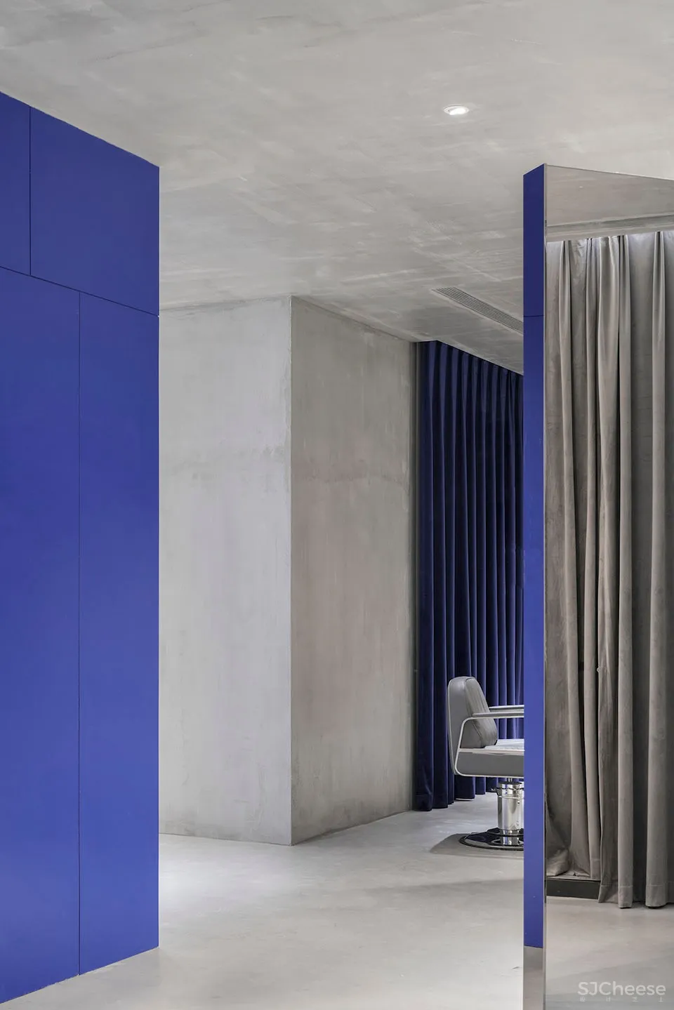 尔我空间设计研究室:南京 临时迷镜 沙龙 首