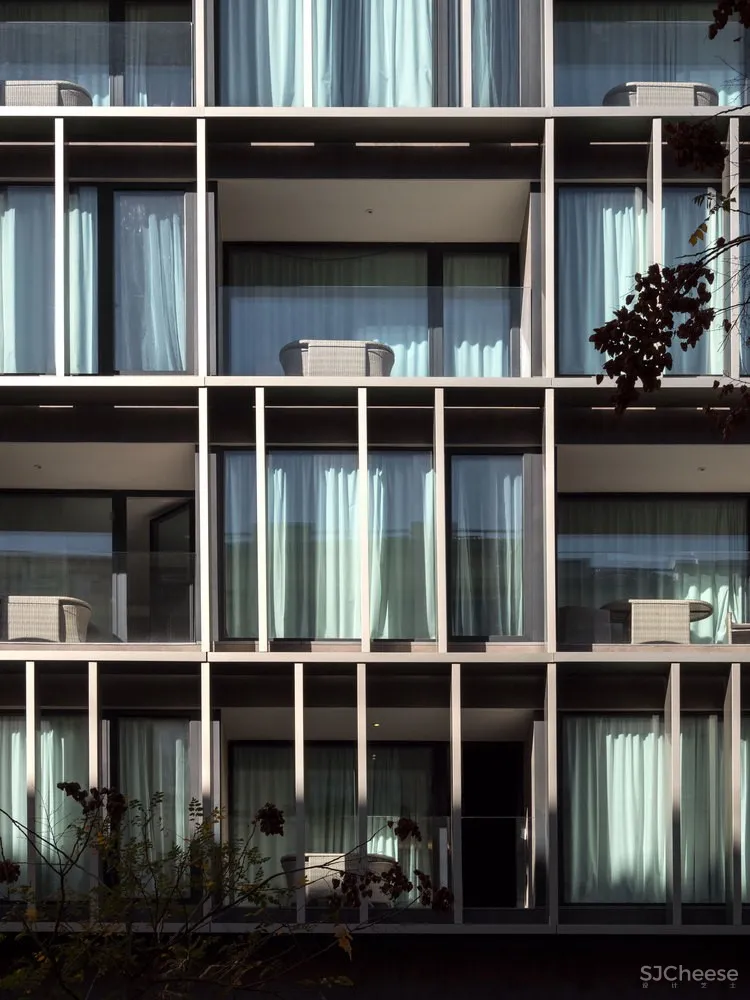 勒克斯公园酒店 / Arquitectos Aliados + PROMONTORIO