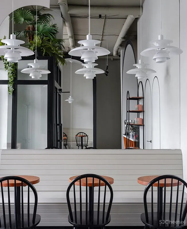 俄罗斯秋明拱门咖啡馆 | STUDIO LYNX