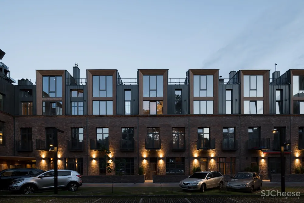 夹层公寓改造 / DNK ag