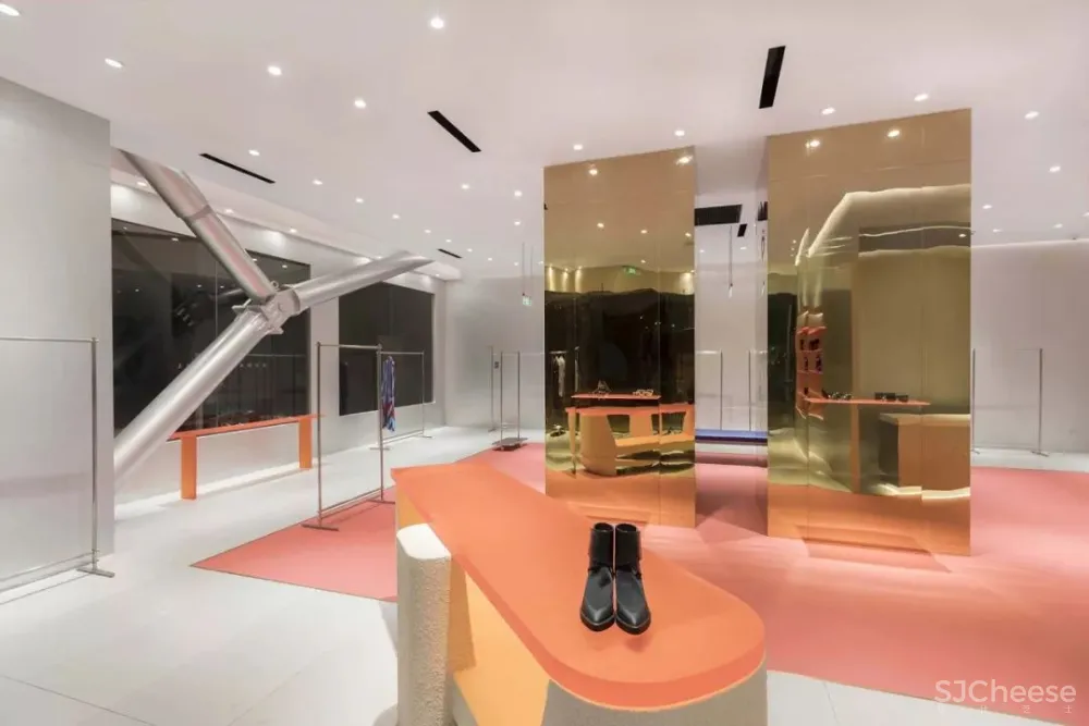 "VVNK JANE PLUS" 极简女装概念店 | 退化建筑