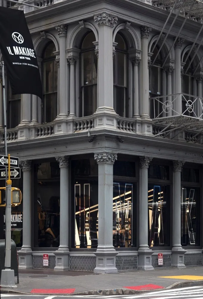 Zaha Hadid:化妆品品牌的精品展馆 首