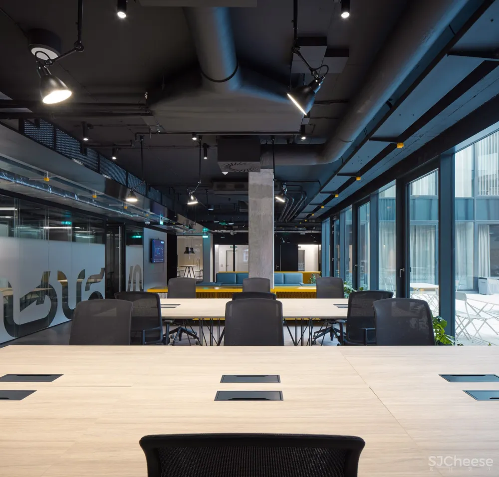 HubHub共享办公室,布拉格 / Studio Perspektiv s.r.o. 首