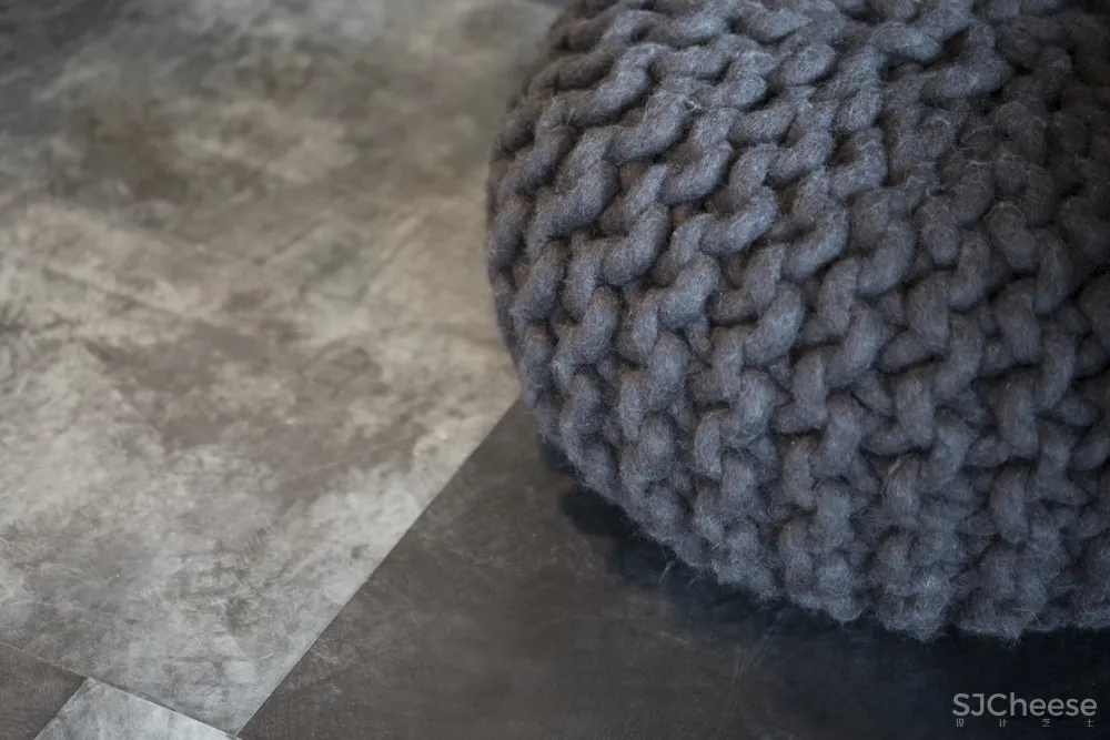 KOLENIK棋盘室设计