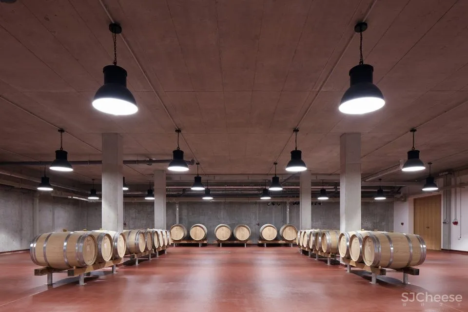 Obelisk酒庄：AiD team a.s. 首