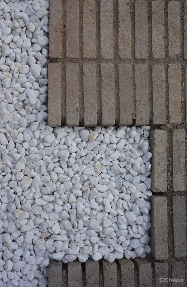 楼纳建筑师书店 / The Scarcity and Creativity Studio