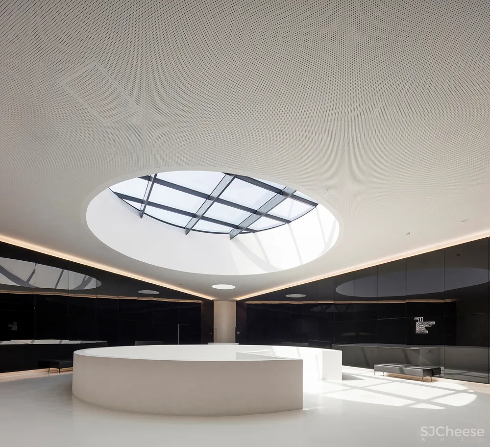 CAA / ÁGUEDA 艺术中心,葡萄牙 / AND-RÉ