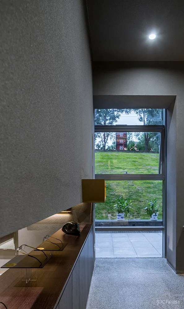 北京阿目眼镜店铺 / TEMP 首