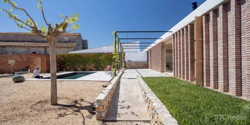 巴塞罗那AA别墅 / Alventosa Morell Arquitectes