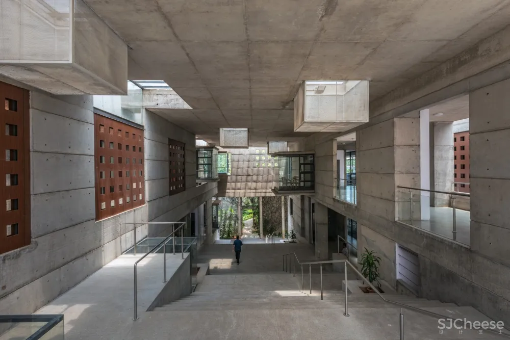 IIM-B 新教学综合体 / Mindspace Architects 首