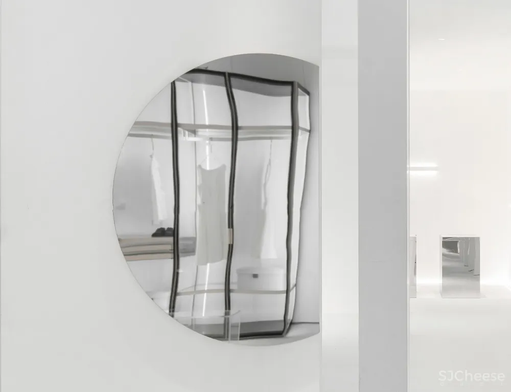 尔我空间设计研究室:广州 无形间 首