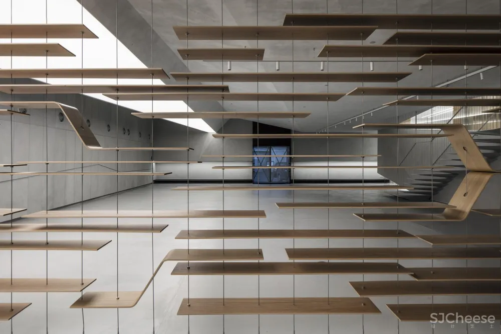 Pitaro办公家具展厅，以色列 / Baranowitz & Goldberg Architects + Pitsou Kedem Architects