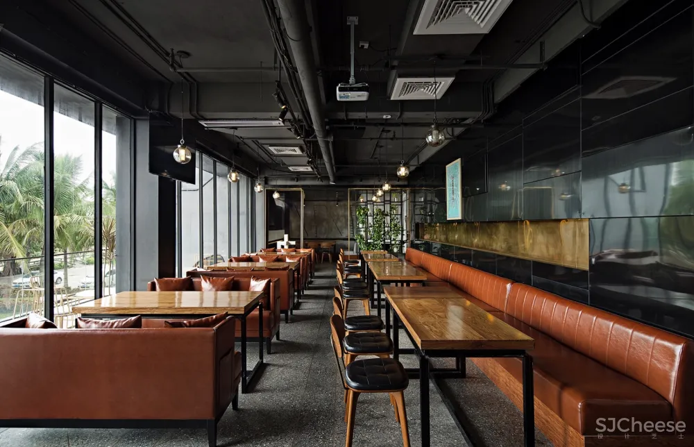 食酒堂精酿吧，海口 / Ly龙丽仁室内设计 首