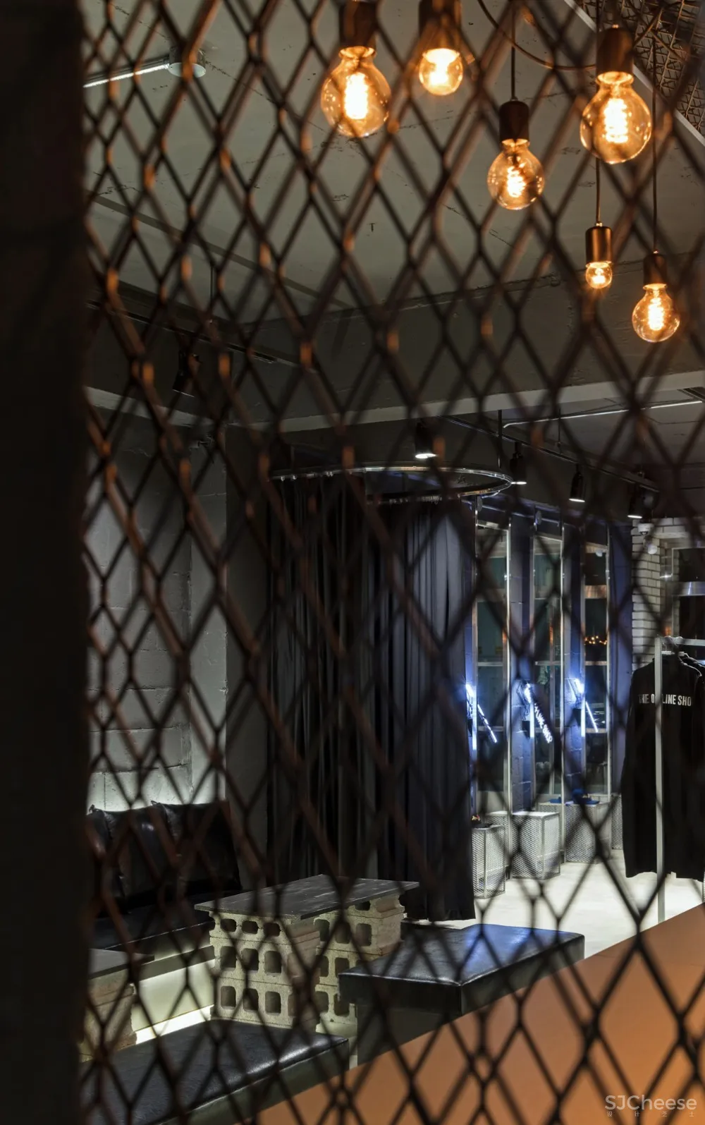 首尔 The Offline Shop 运动品牌店 | ARTEFACT Design 首