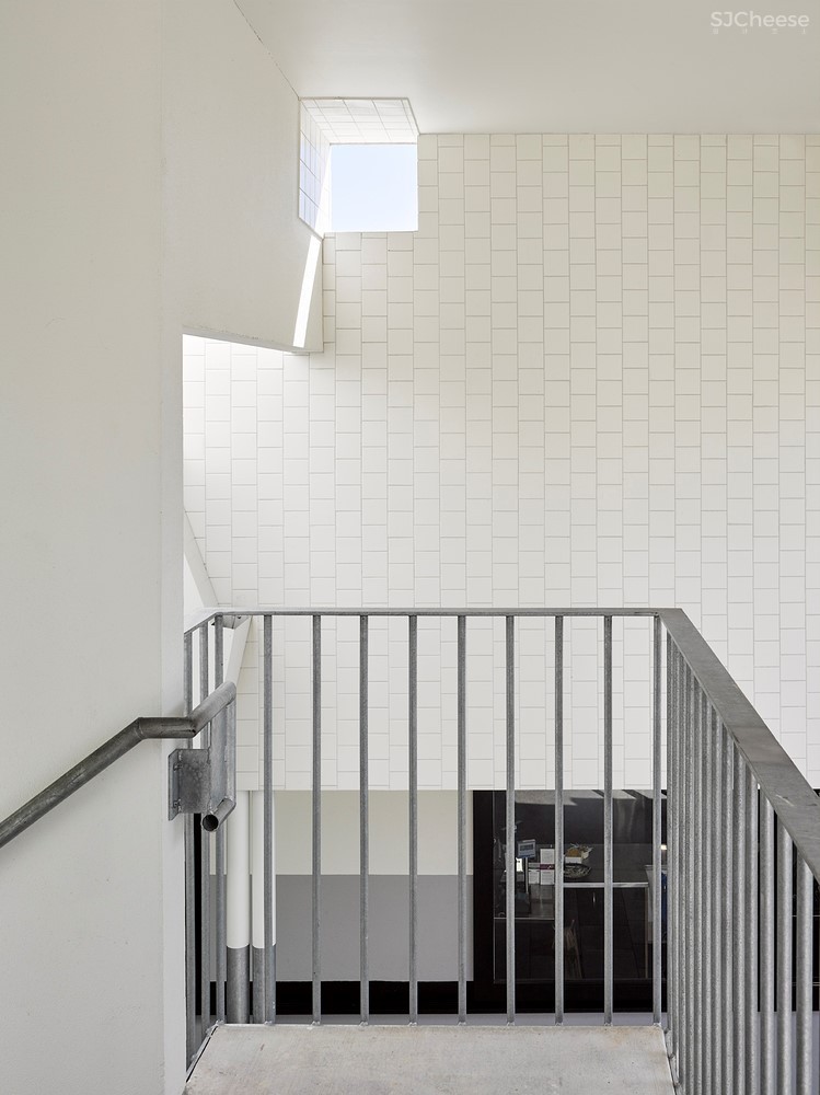 可渗水绿色商店 / Cavill Architects + Jasper Brown