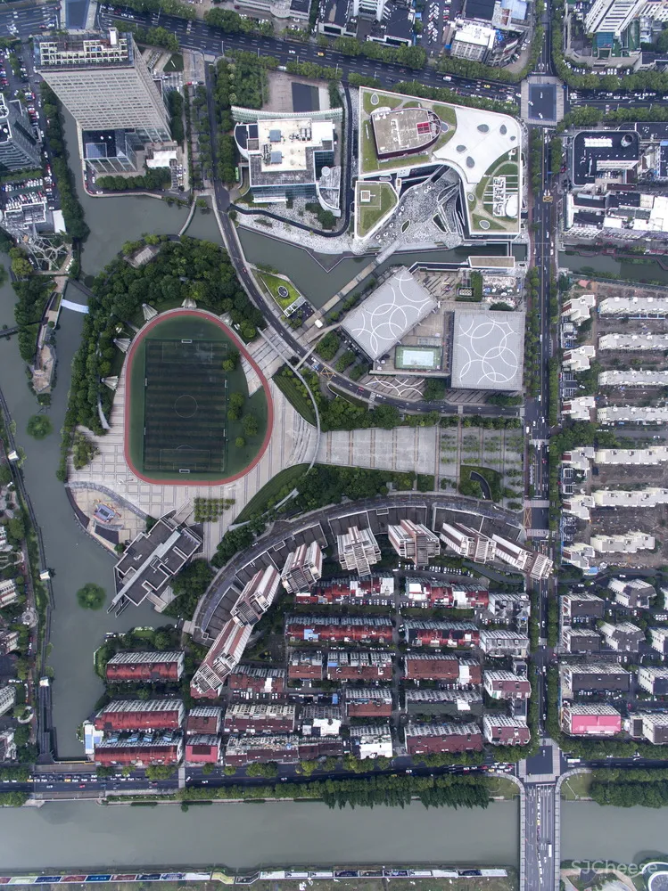 昆山大戏院 / 中国建筑设计研究院本土设计研究中心