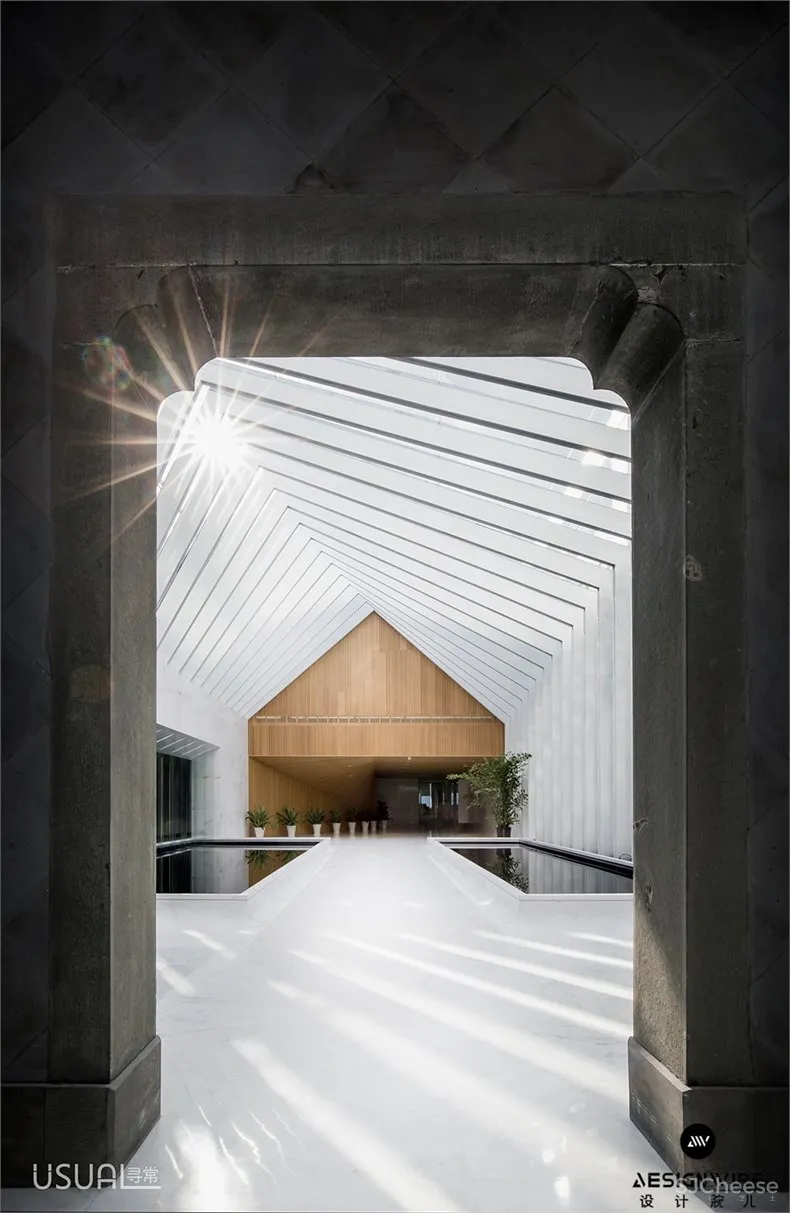 02_Local History Archway.jpg 林经锐:光之隧道—浙江丽水办公总部设计