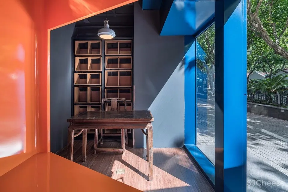 阿科米星建筑设计事务所:上海悦阅书店 首