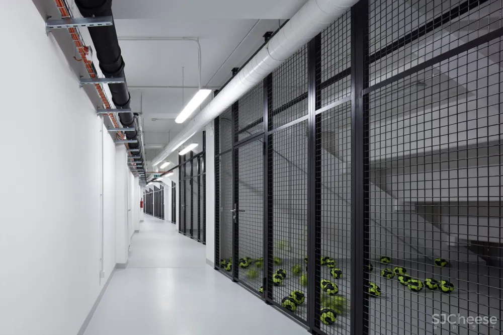 Kuřim体育馆,捷克 / CUBOID ARCHITEKTI